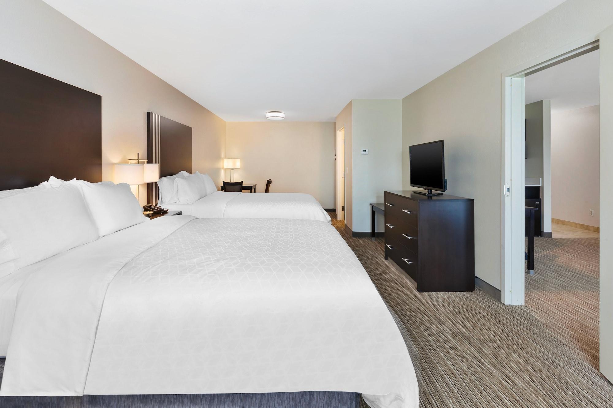 Holiday Inn Express & Suites - Effingham By Ihg Luaran gambar