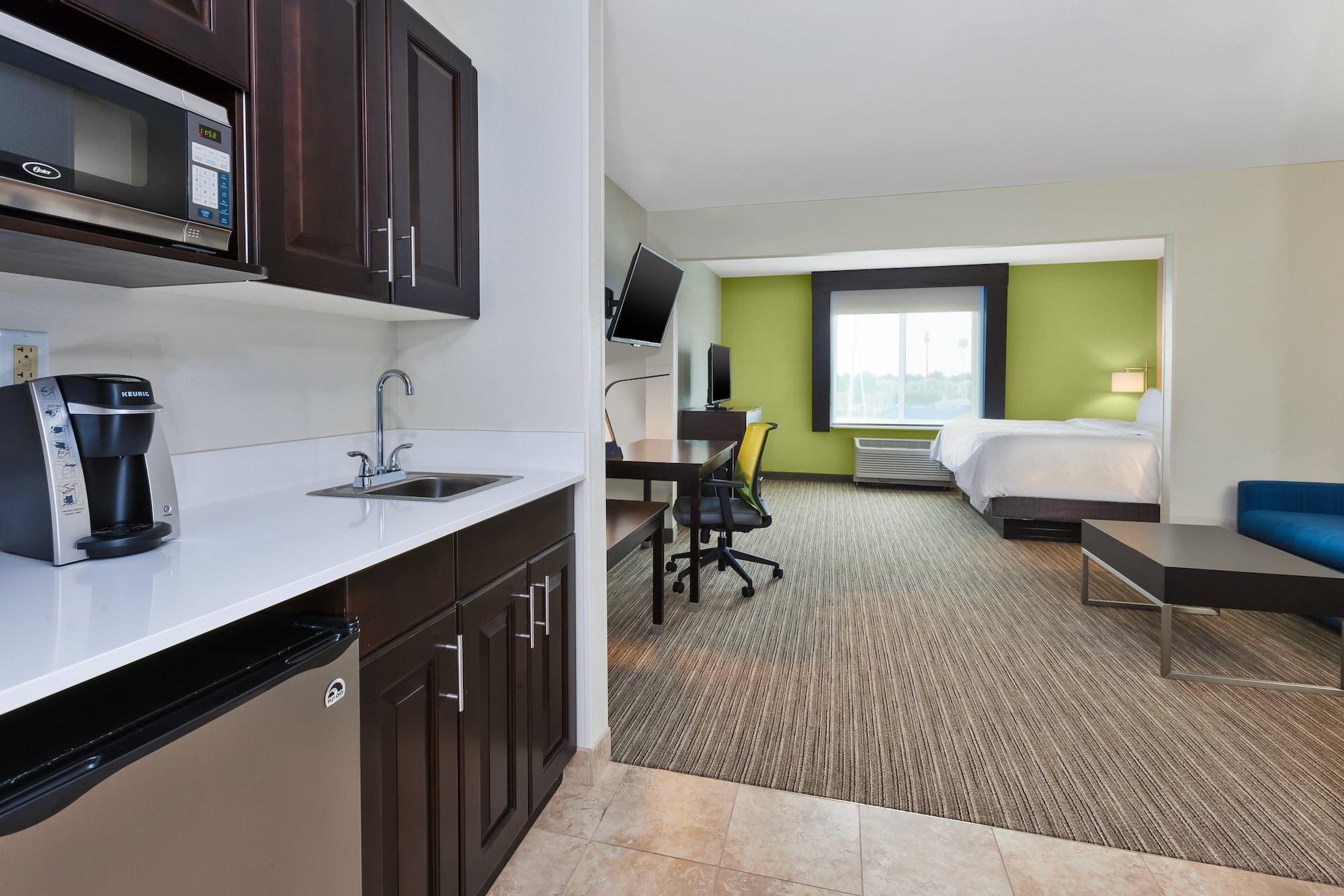 Holiday Inn Express & Suites - Effingham By Ihg Luaran gambar