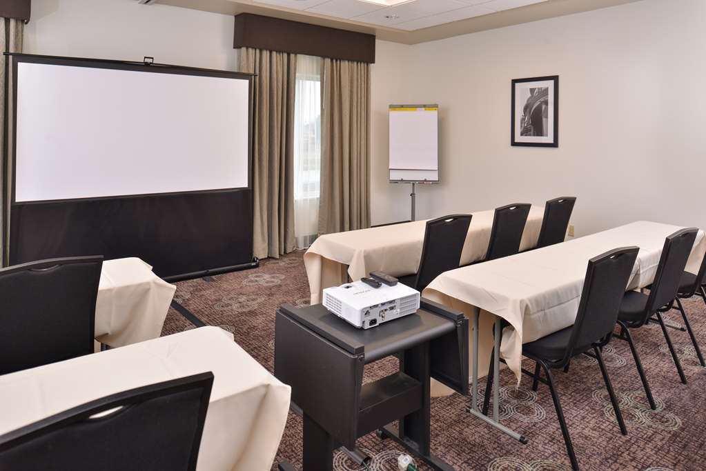 Holiday Inn Express & Suites - Effingham By Ihg Kemudahan gambar